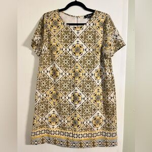 Lulu's Floral Yellow and Black Shift Dress